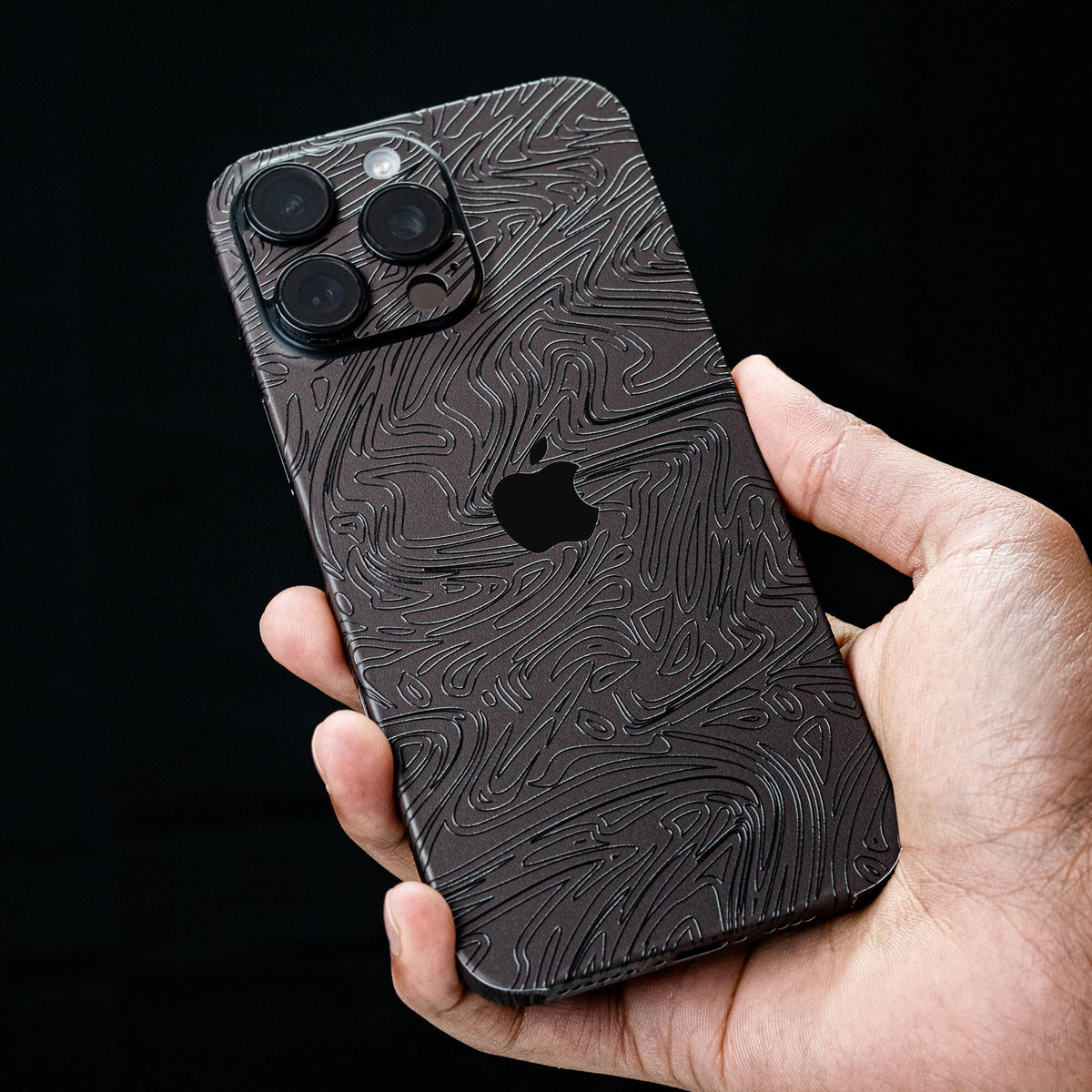 iPhone 18 Pro Max skin, Black Ice, view 5