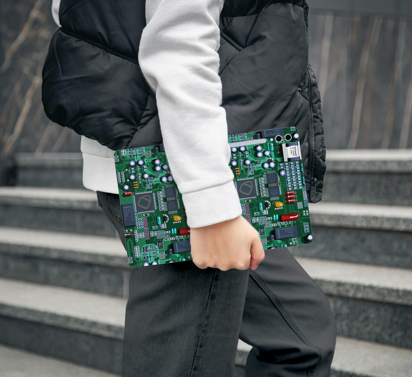 Collection-Page-Samsung-Tab-Grip-and-Style-You-Can-Feel-teminal